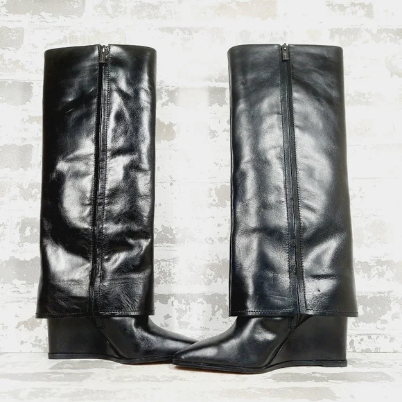 New Vince Camuto Tibani Black Leather Foldover Shaft Knee High Boot. M53